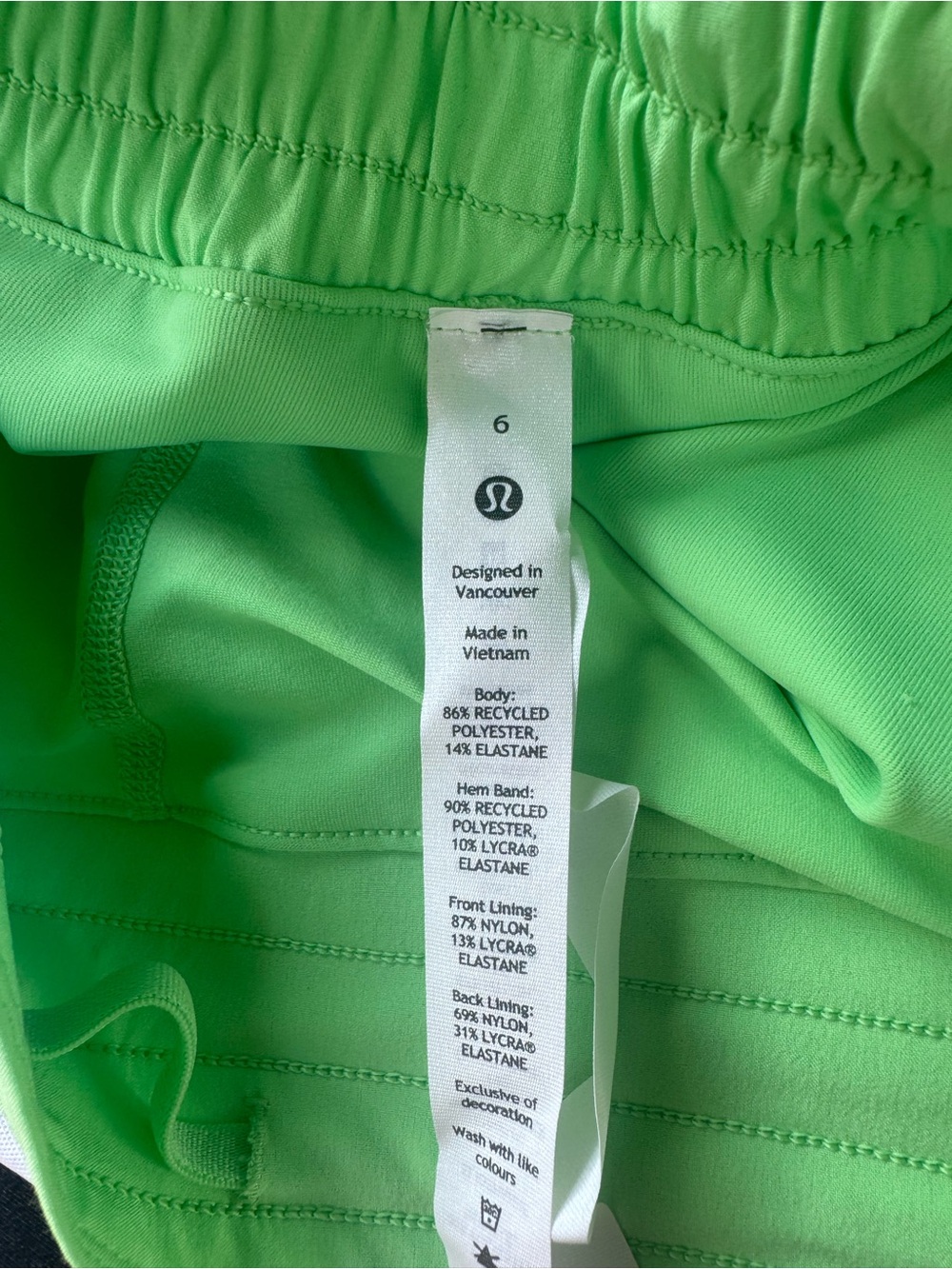 Lululemon Hotty Hot Skirt Lime Green Size 6 NWOT - Picture 4 of 5